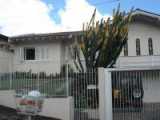 Casas e Sobrados