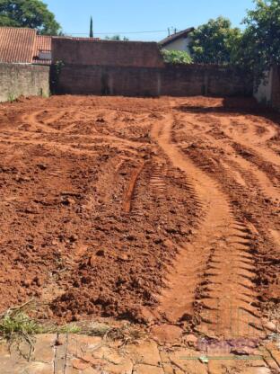 Terreno plano pronto para construir sua casa dos sonhos