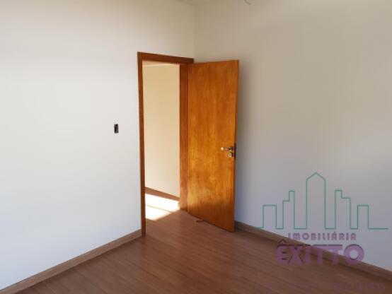 SOBRADO GEMINADO PRÓXIMO AO CENTRO