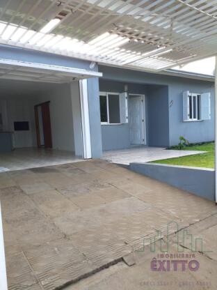 CASA com piscina Rincão