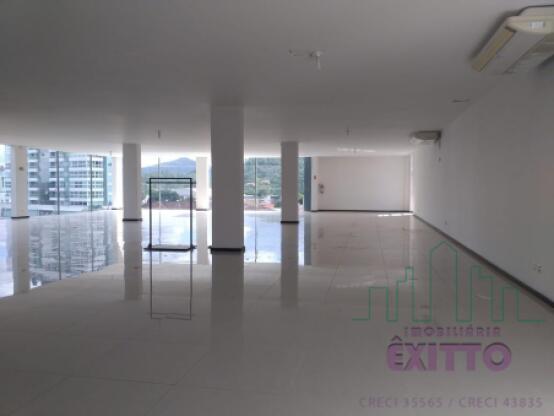 Sala comercial a venda