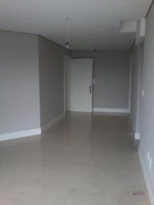 Apartamentos em área privilegiada