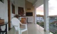 Casas e Sobrados