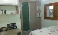 Casas e Sobrados