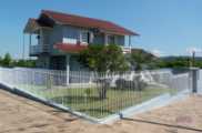 Casas e Sobrados